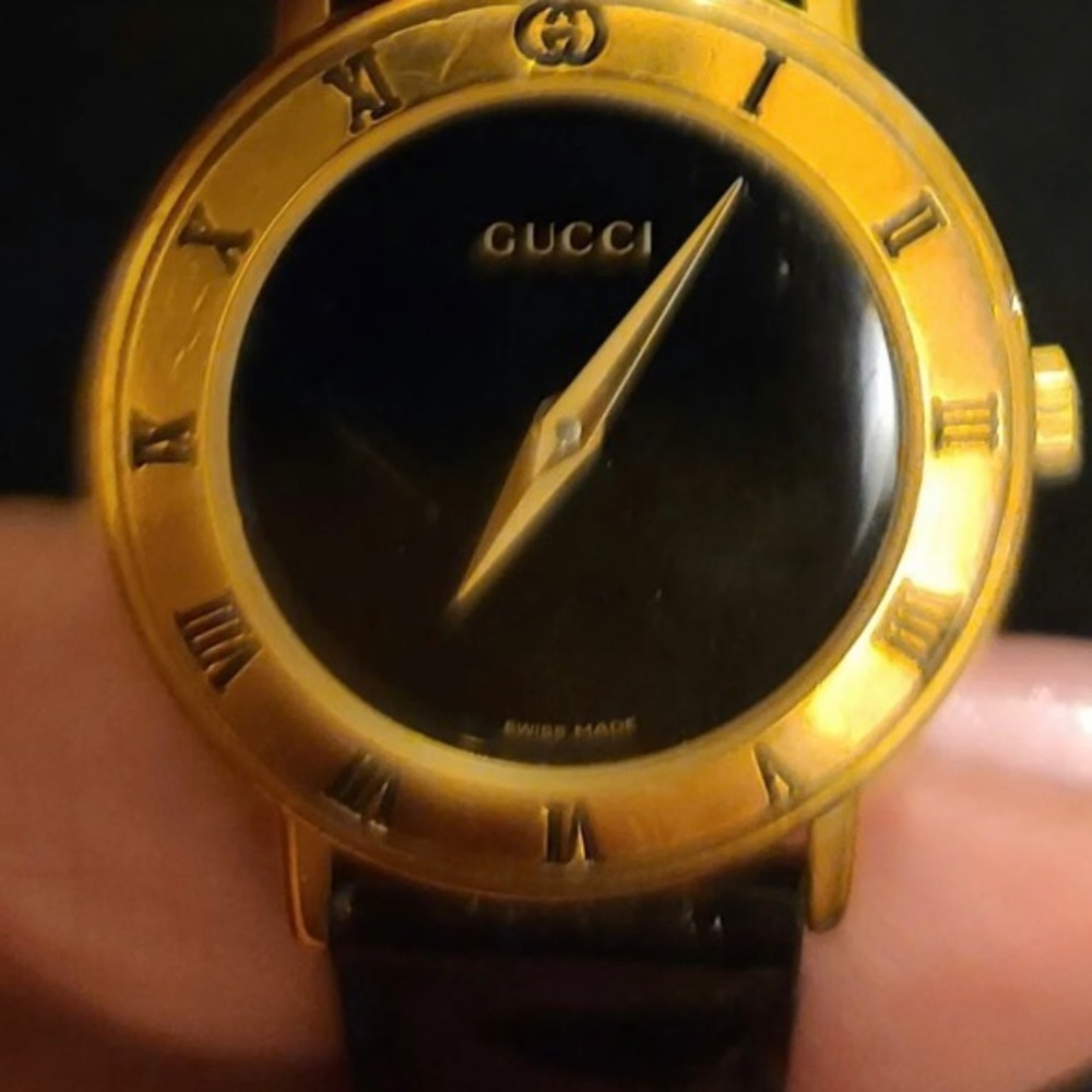 Gucci Watch - Picture 6 of 10